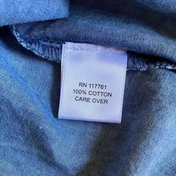 Mileage Women's Button Down Short Sleeve Shirt Size M Front Pockets Split Neck - Picture 12 of 12